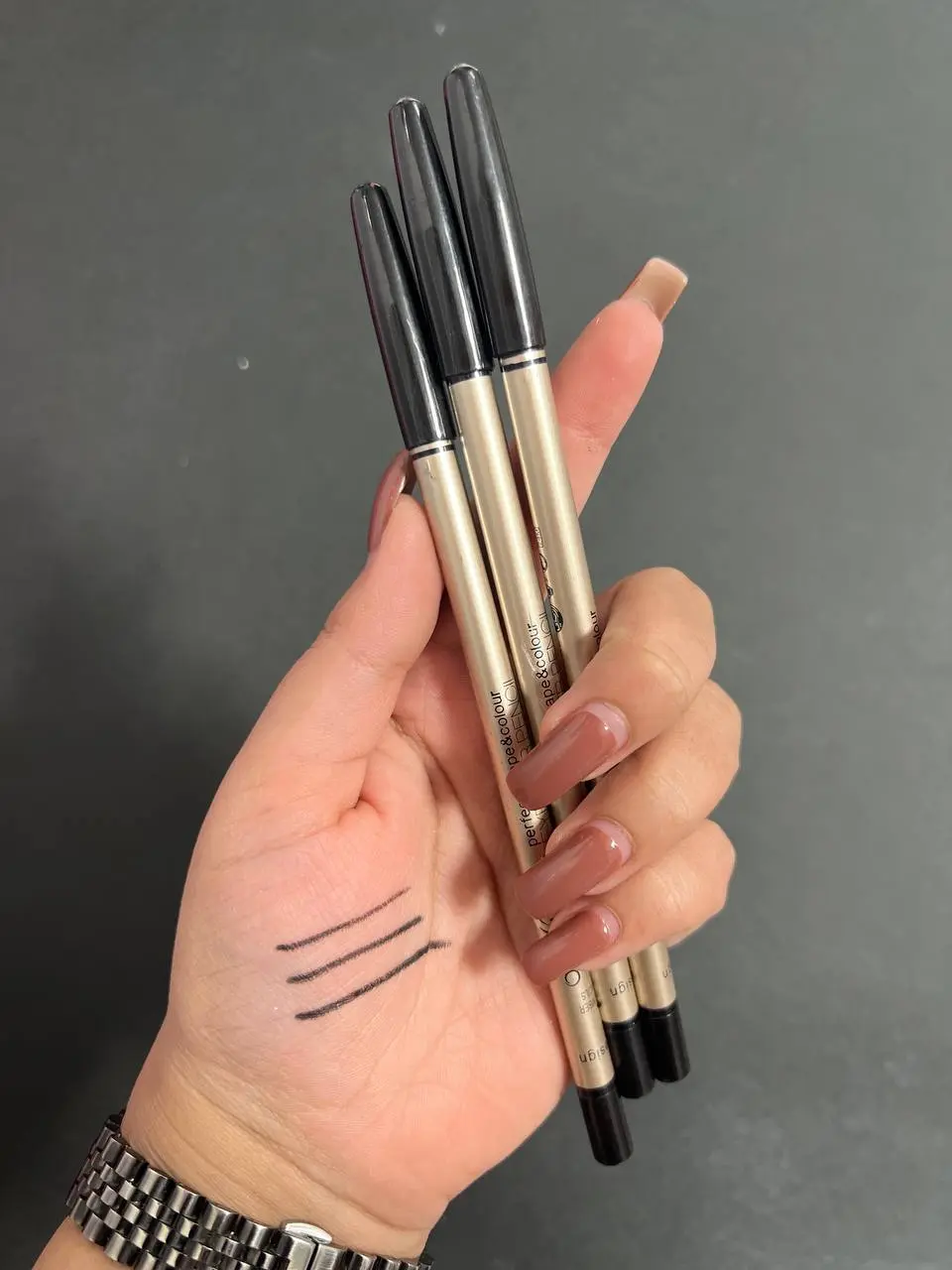 مداد چشم مشکی اورفلیم